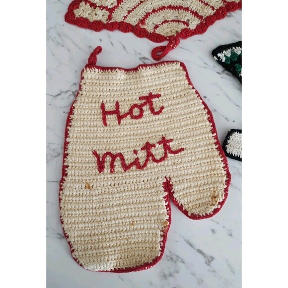 Vintage Lot Of 3 Hanging Crocheted Pot Holders Basket Oven Mitt Red - Picture 3 of 5